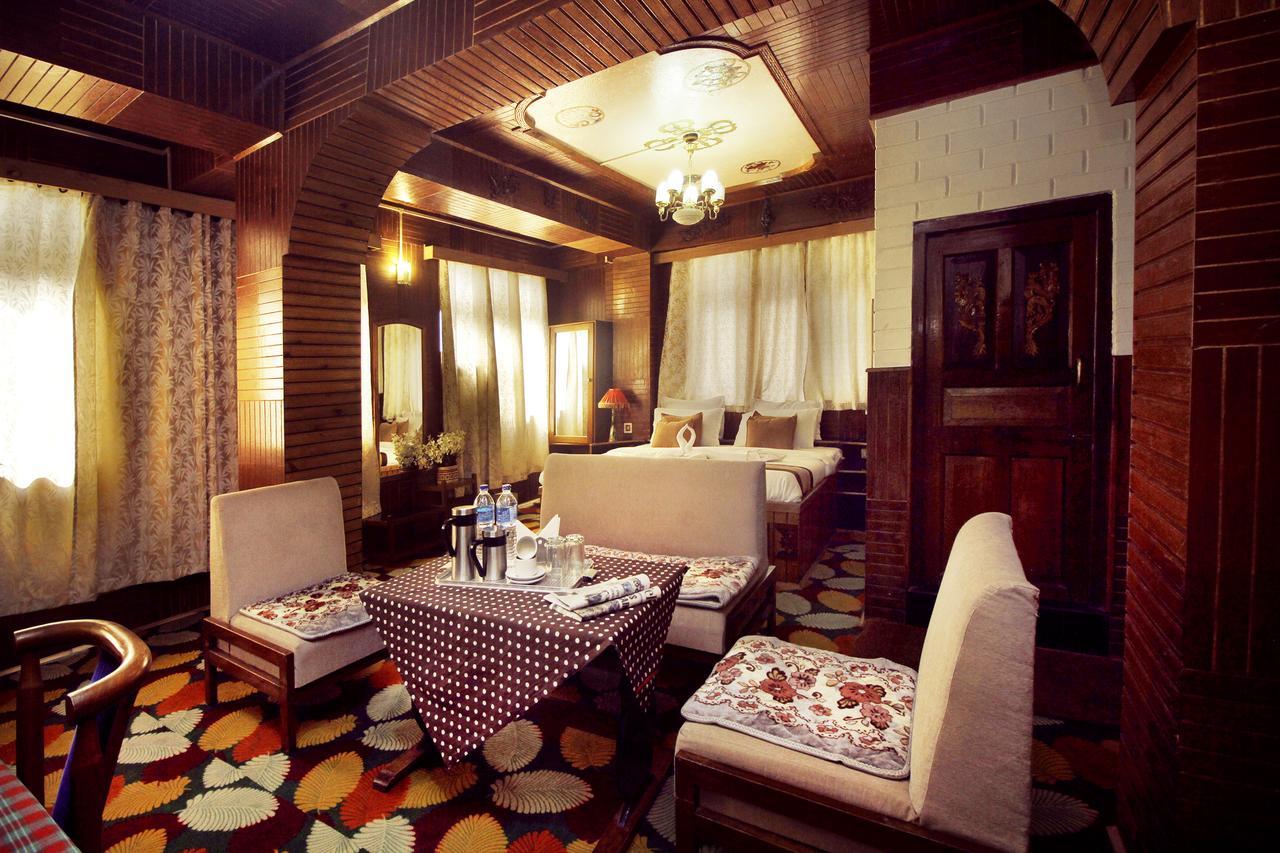 Hotel Soyang Uva Gangtok Ngoại thất bức ảnh